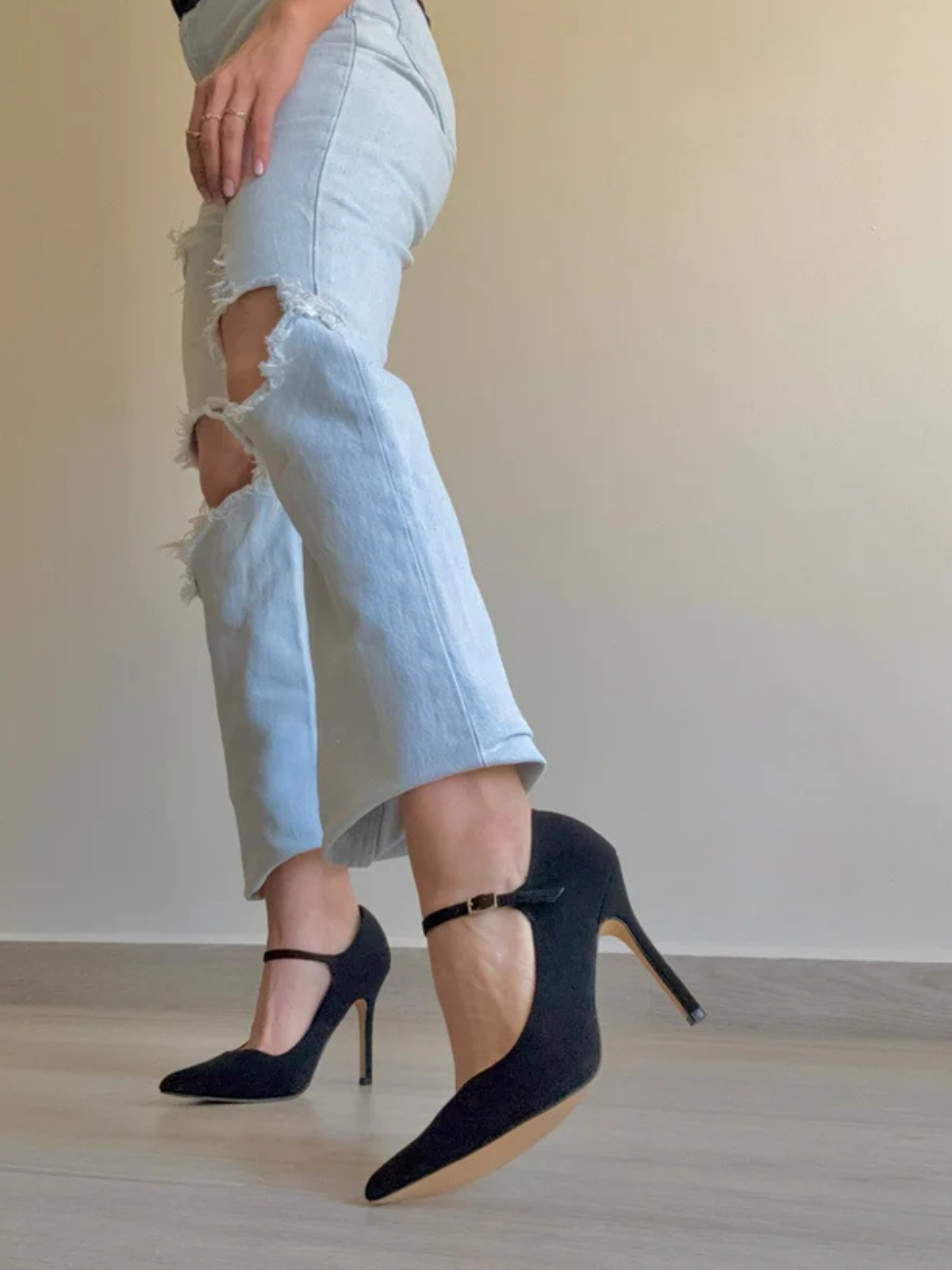 Zapatilla negro mate durazno