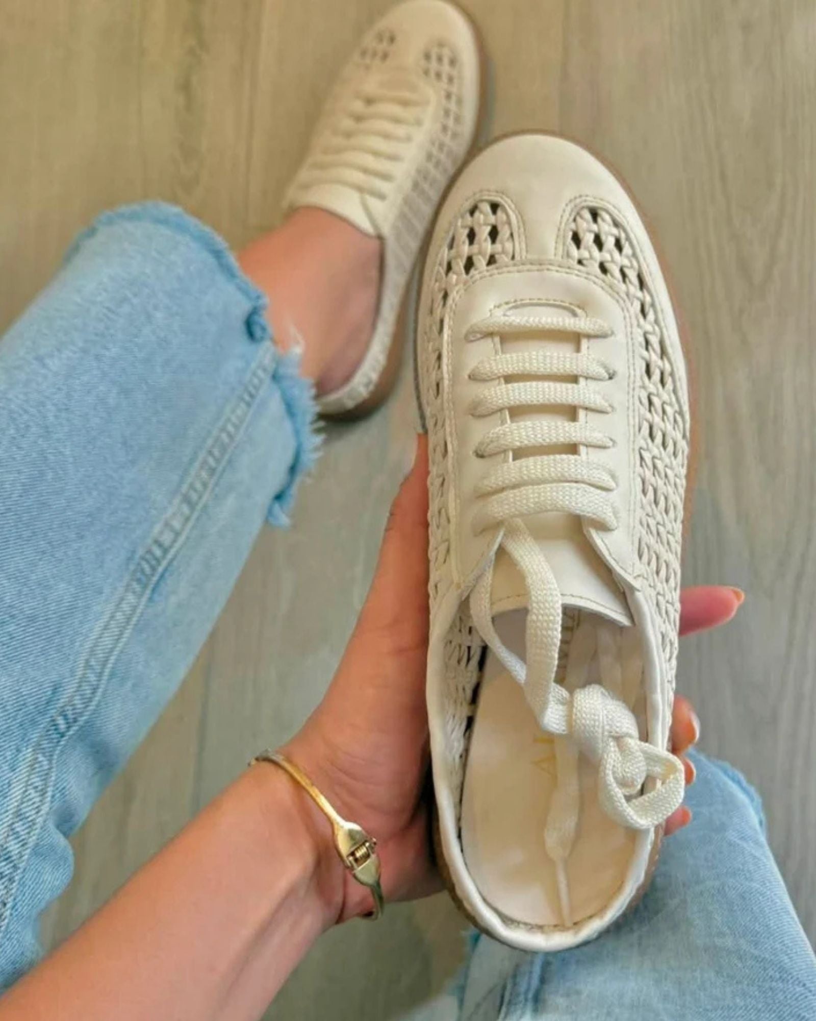 Tenis mule beige piso