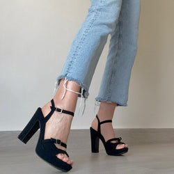 Plataforma negro mate con broche