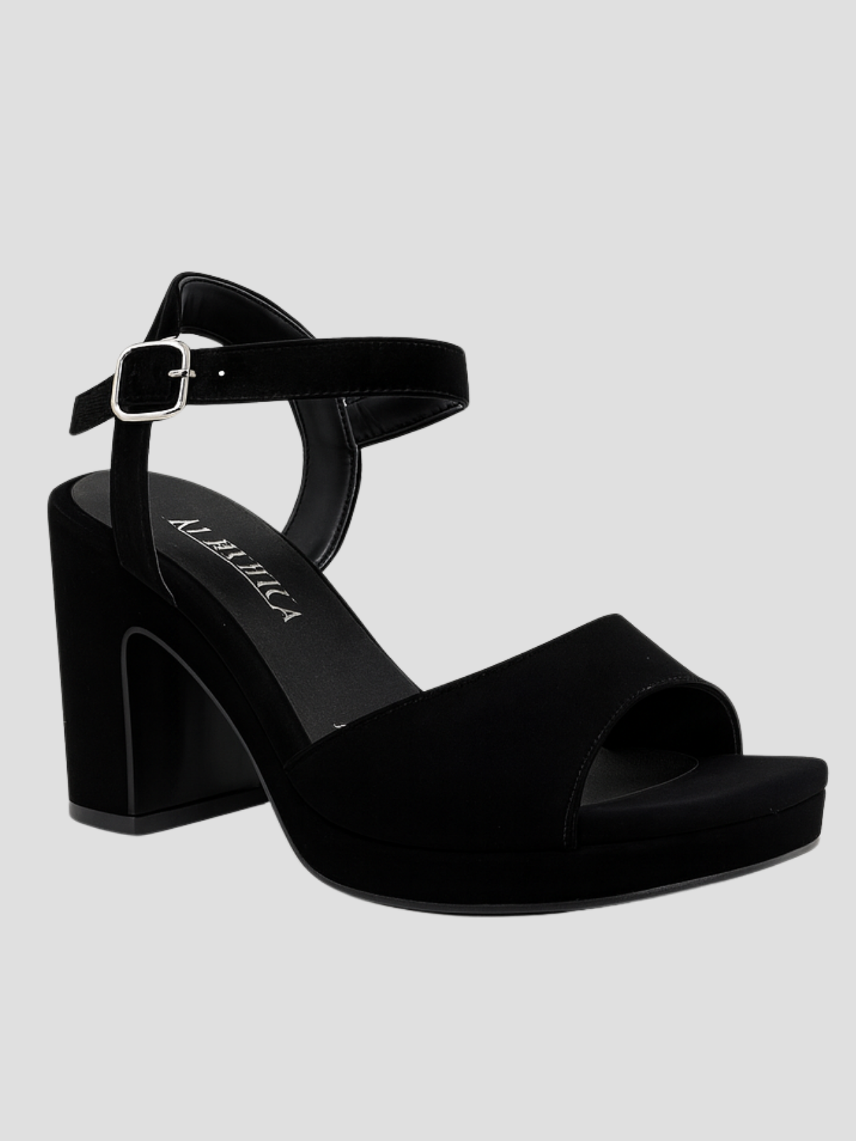 Plataforma negro mate tacón cuadrado