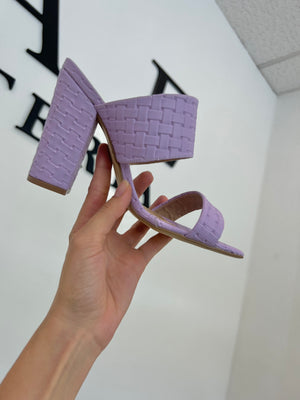 Sandalia lila textura